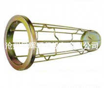 內(nèi)星角骨架的安裝簡(jiǎn)單,一般每節(jié)1米,現(xiàn)場(chǎng)吊裝半天即可安裝完成,減少了施工周期,本體采用每節(jié)1米結(jié)構(gòu)，每節(jié)接口處有凹凸形接縫,安裝時(shí)用呋喃樹(shù)脂或耐酸堿膠泥在縫口連接，確保連接